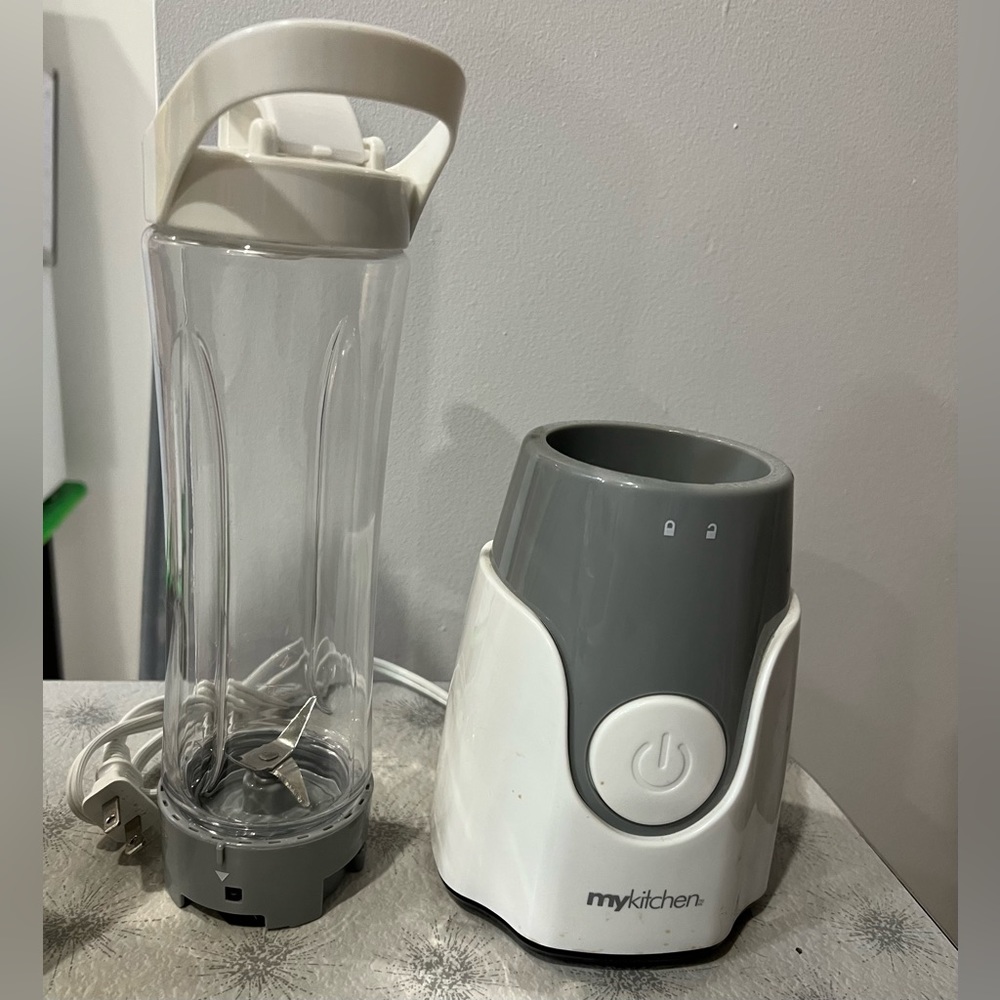 Mixer bottle